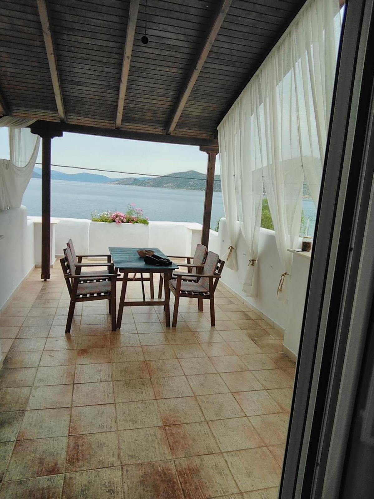 Meli-Ios Guest House Almiropótamos Exterior foto